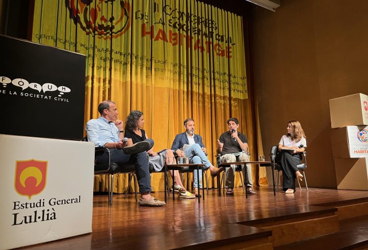 Taula rodona amb actors involucrats
